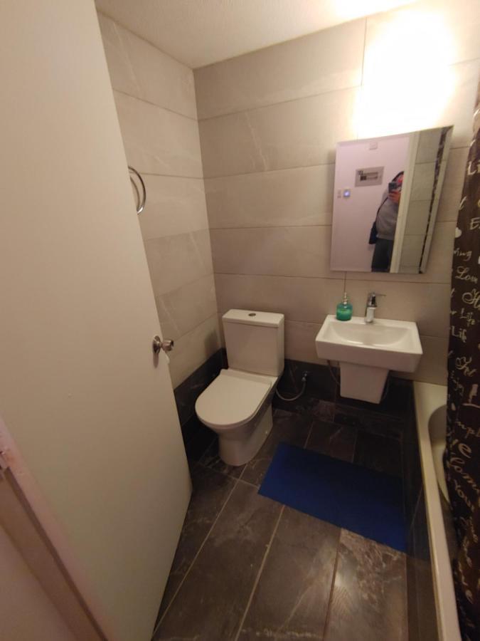 Luxury Apartment In Light House Beach Пафос Экстерьер фото